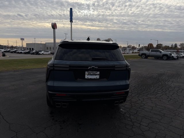 2025 Chevrolet Traverse RS photo 4