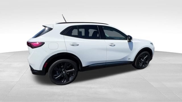 2025 Buick Envision Sport Touring - Photo 10