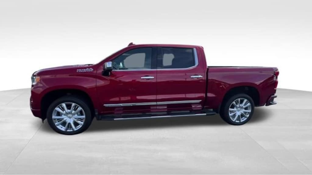 Used 2025 Chevrolet Silverado 1500 High Country Truck Crew Cab