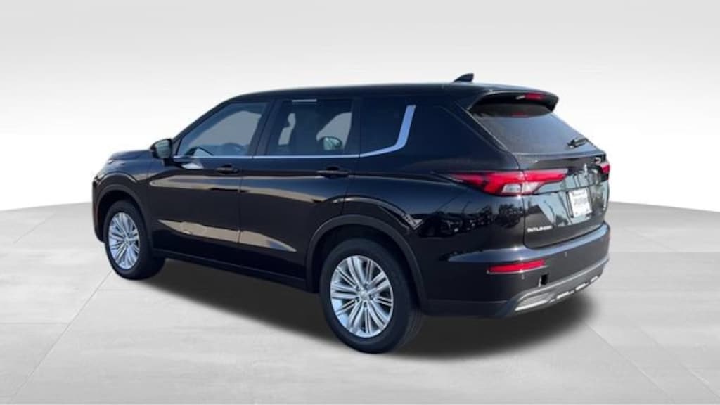 Used 2024 Mitsubishi Outlander ES 2.5 S-AWC SUV