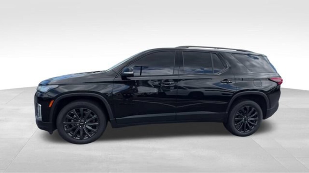 Used 2023 Chevrolet Traverse RS SUV
