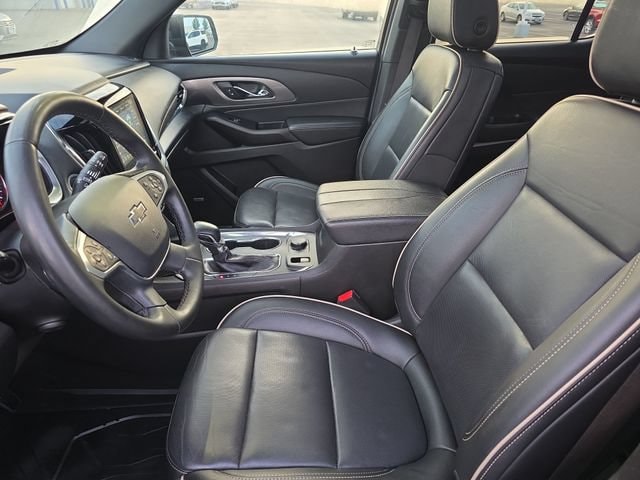 2023 Chevrolet Traverse Premier - Photo 3