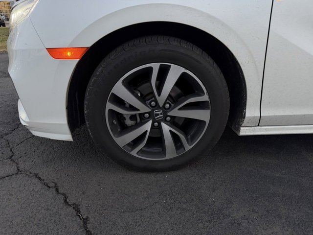2019 Honda Odyssey Elite photo 2