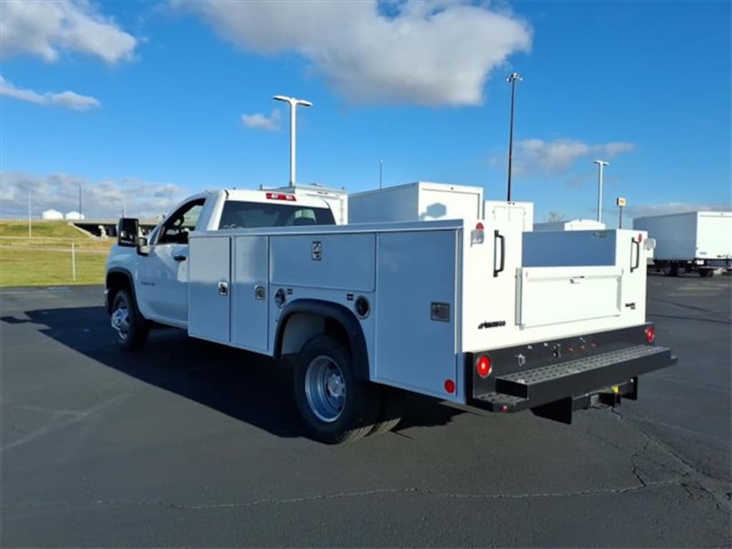 New 2025 Chevrolet Silverado 3500 HD Chassis Cab Work Truck Truck