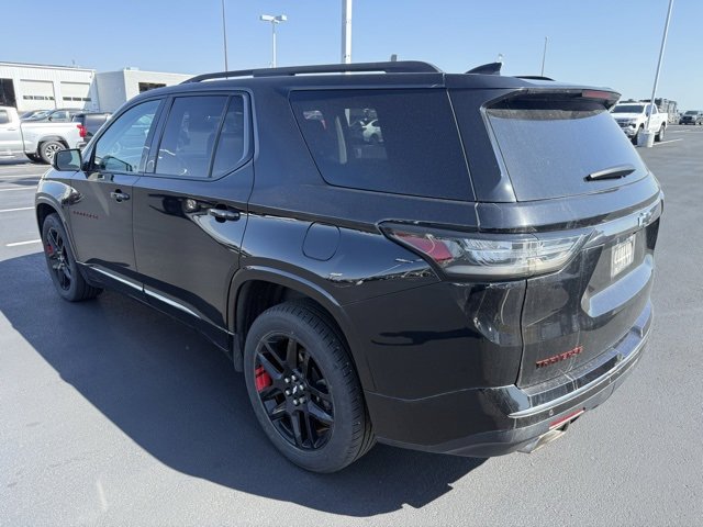 2018 Chevrolet Traverse Premier photo 2