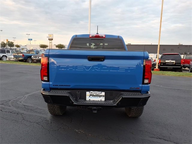 2026 Chevrolet Colorado ZR2 photo 3