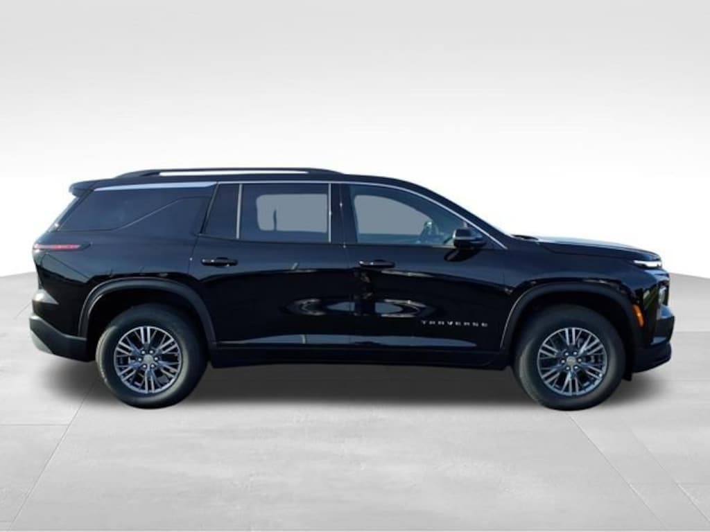 New 2026 Chevrolet Traverse LT SUV
