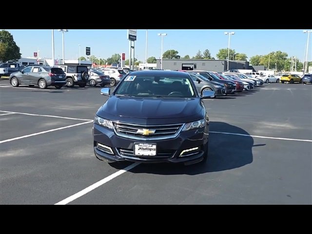 2018 Chevrolet Impala Premier photo 2