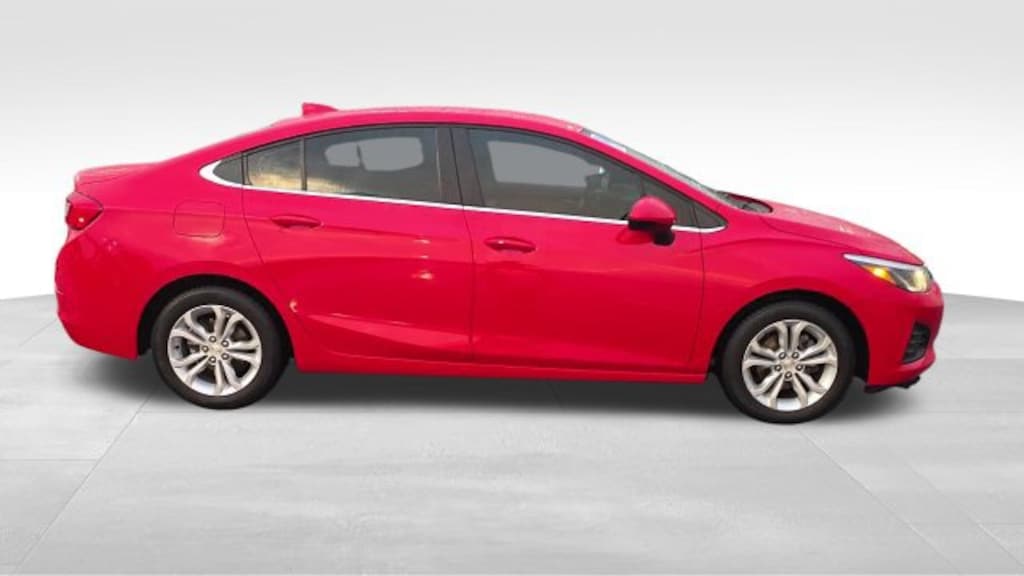 Used 2019 Chevrolet Cruze LT Sedan
