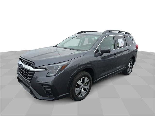 2023 Subaru Ascent Premium's photo