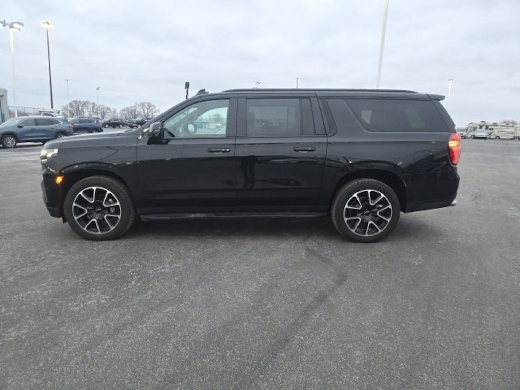 Used 2022 Chevrolet Suburban RST SUV