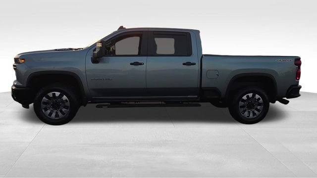 2025 Chevrolet Silverado 2500HD Custom - Photo 15