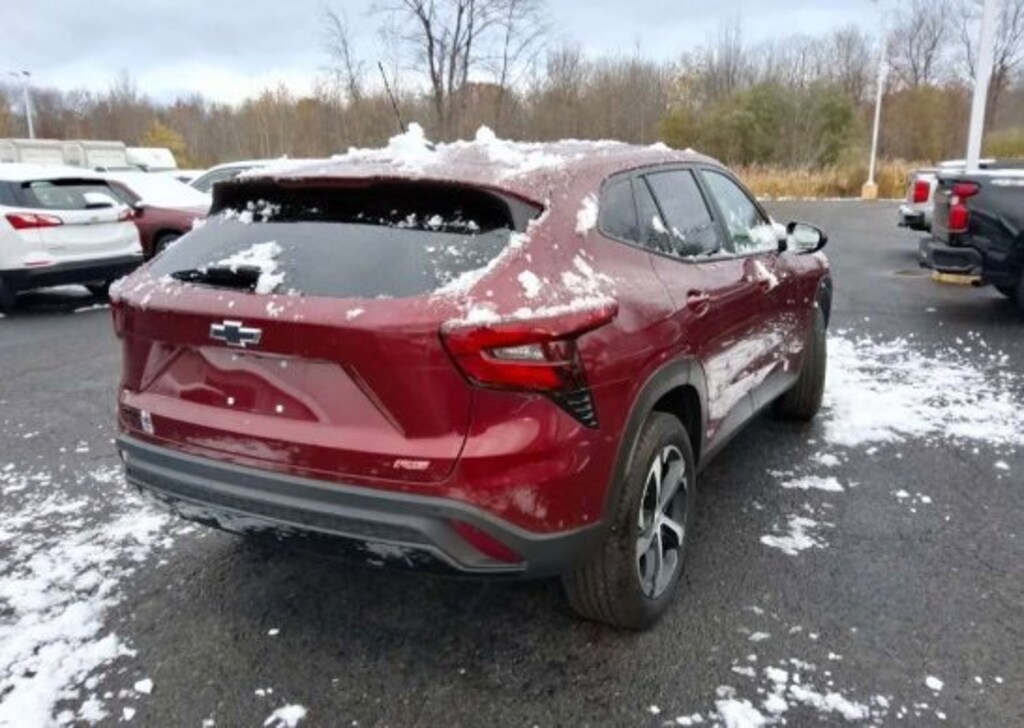 Used 2024 Chevrolet Trax 1RS SUV