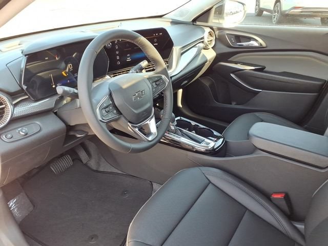 2026 Chevrolet Trax Activ - Photo 8