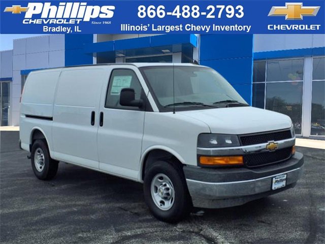 2025 Chevrolet Express Cargo 2500 Van photo 2