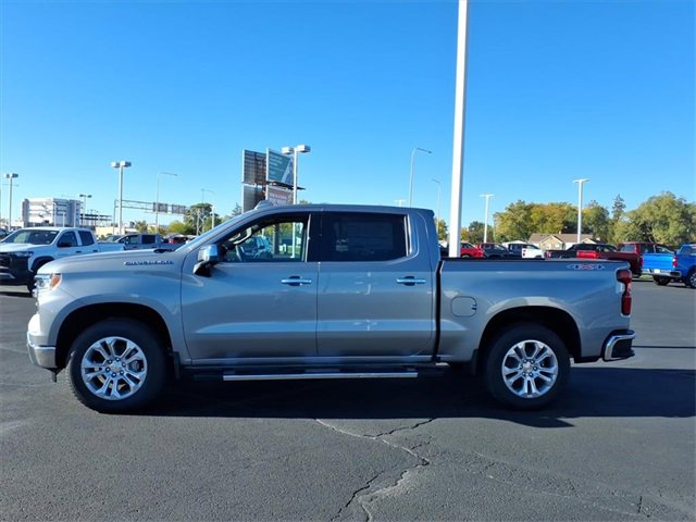 2026 Chevrolet Silverado 1500 LTZ photo 3