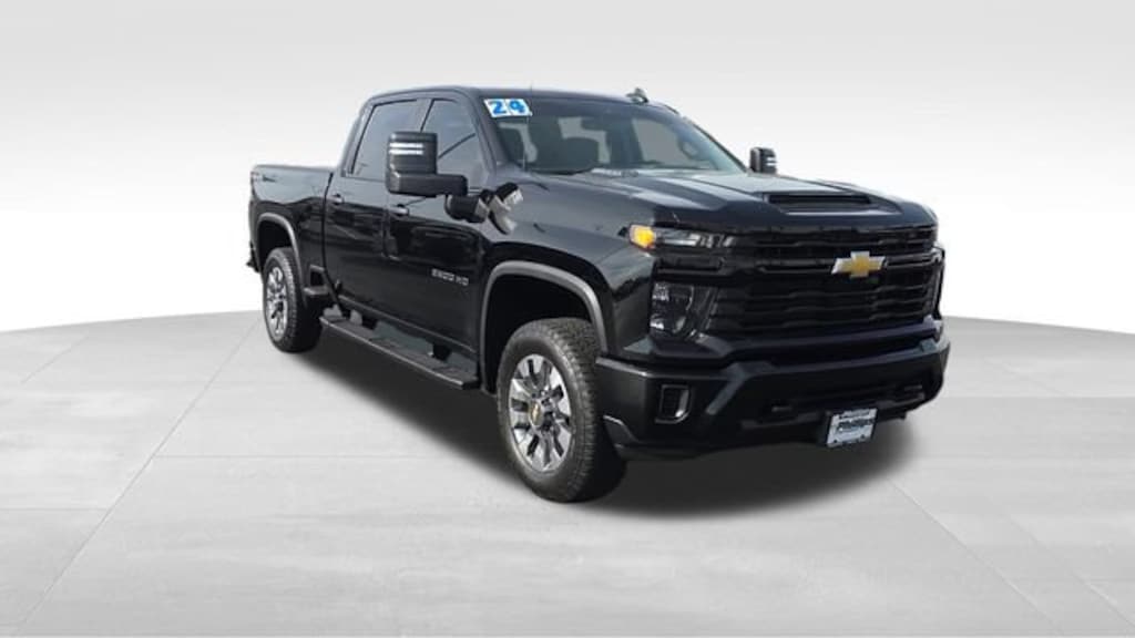 Used 2024 Chevrolet Silverado 2500 HD Custom Truck Crew Cab