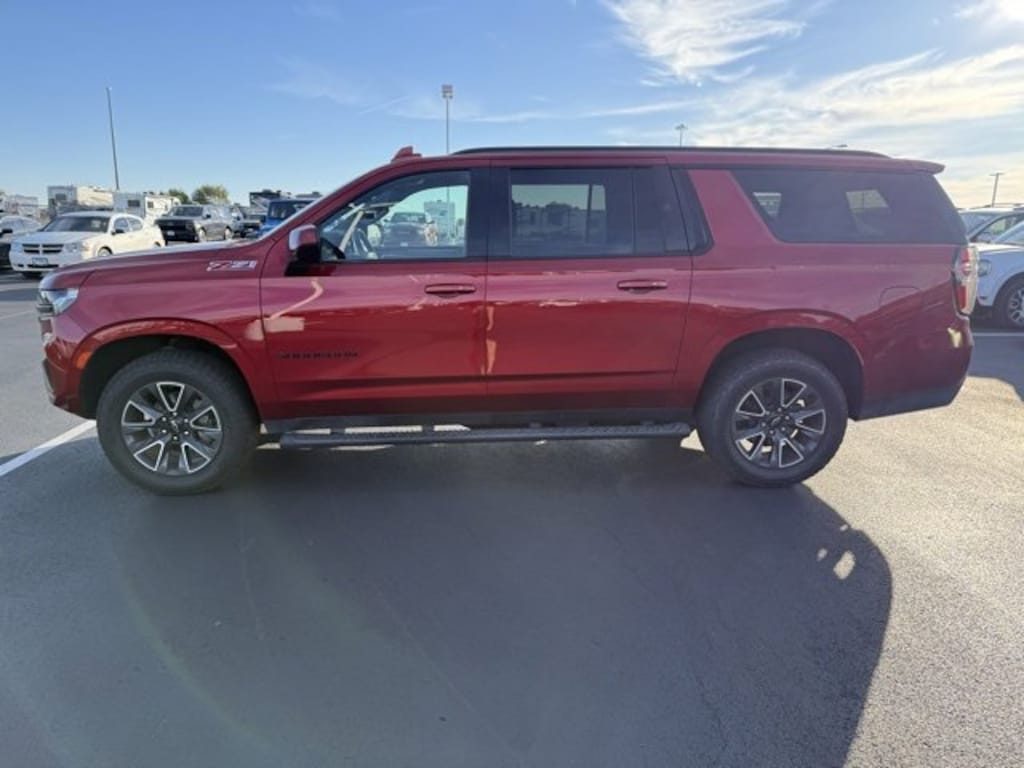 Used 2021 Chevrolet Suburban Z71 SUV