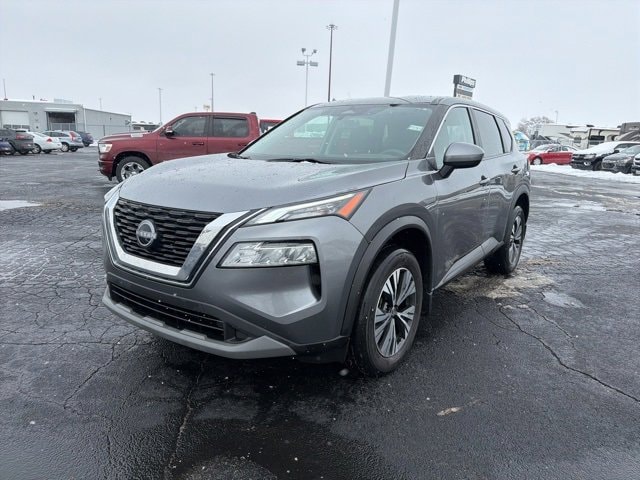 2023 Nissan Rogue SV's photo