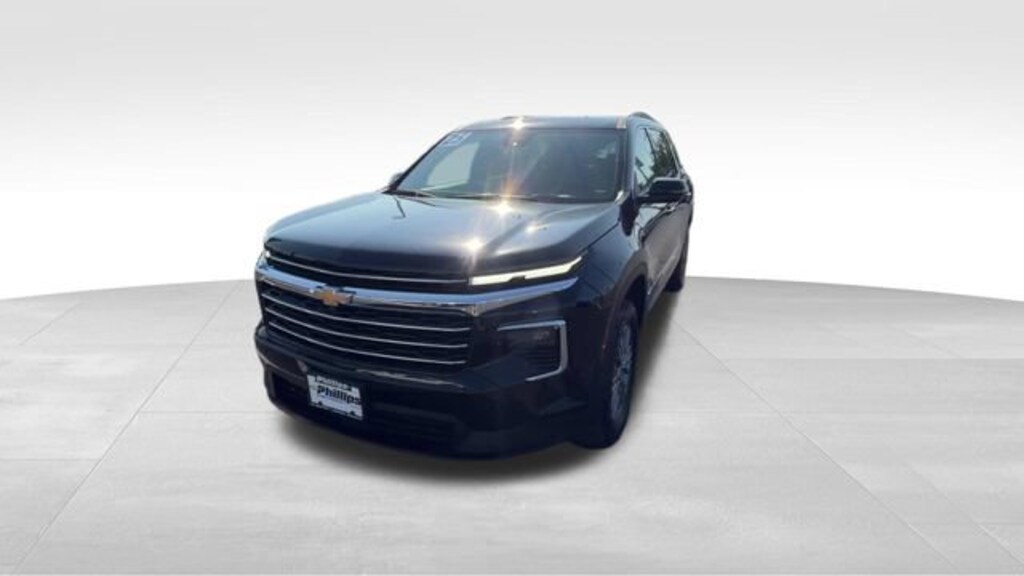 Used 2025 Chevrolet Traverse LT SUV