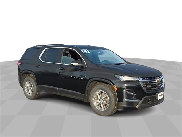 Used 2023 Chevrolet Traverse 1LT with VIN 1GNEVGKWXPJ204933 for sale in Bourbonnais, IL