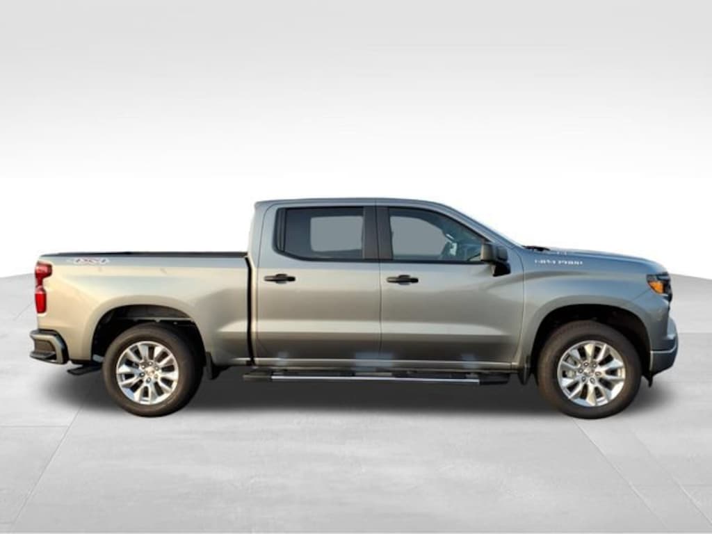 New 2026 Chevrolet Silverado 1500 Custom Truck