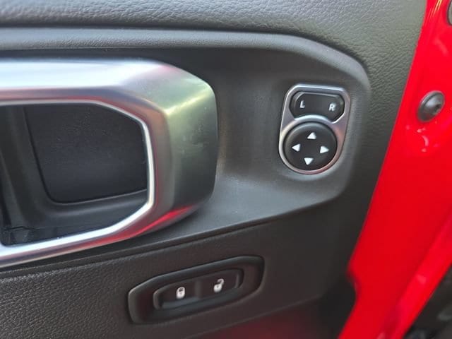 2025 Jeep Wrangler 4xe Sahara 4XE - Photo 15