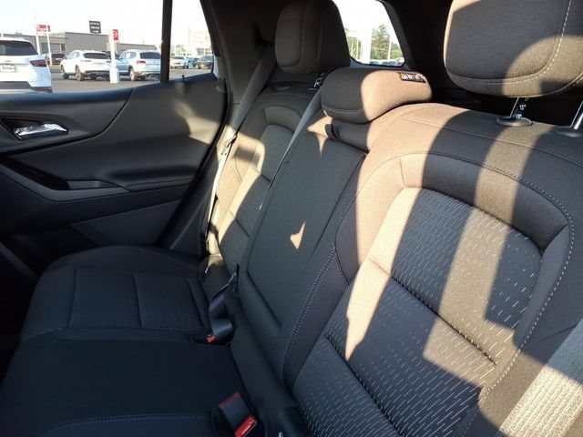 2027 Chevrolet Equinox LT - Photo 12