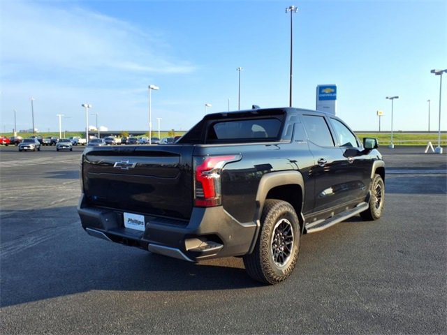 2026 Chevrolet Silverado EV Trail Boss photo 4