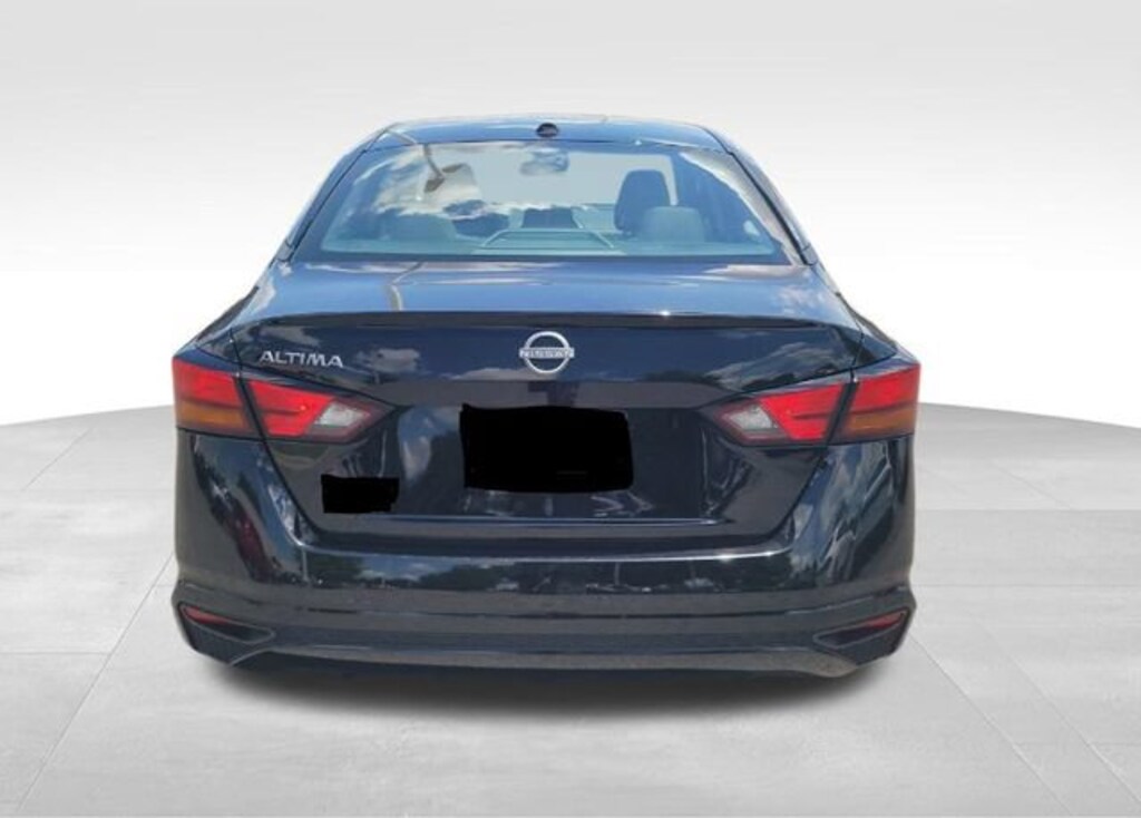 Used 2025 Nissan Altima SV