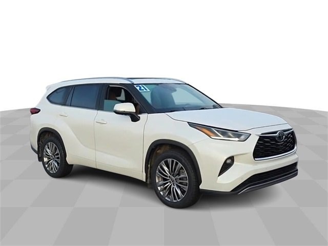 Used 2021 Toyota Highlander Platinum with VIN 5TDFZRBH1MS090527 for sale in Bourbonnais, IL