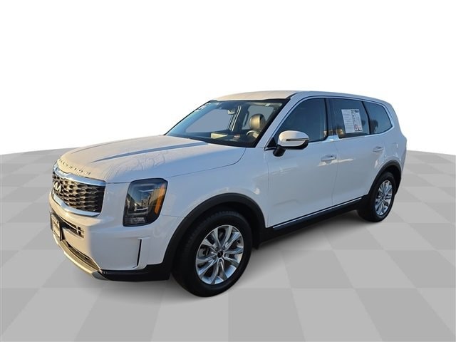 2022 Kia Telluride LX's photo