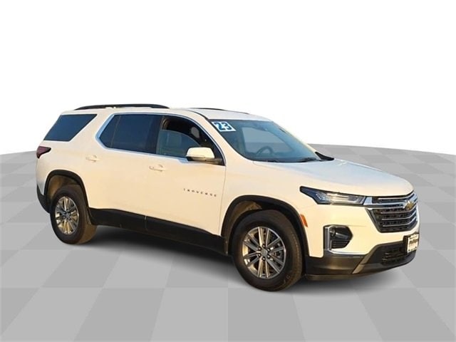 Used 2023 Chevrolet Traverse 3LT with VIN 1GNERHKW4PJ154461 for sale in Bourbonnais, IL