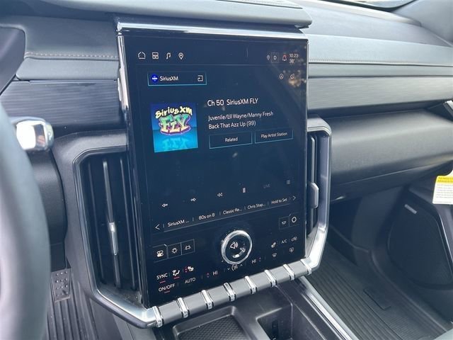 2024 GMC Acadia AT4 - Photo 15