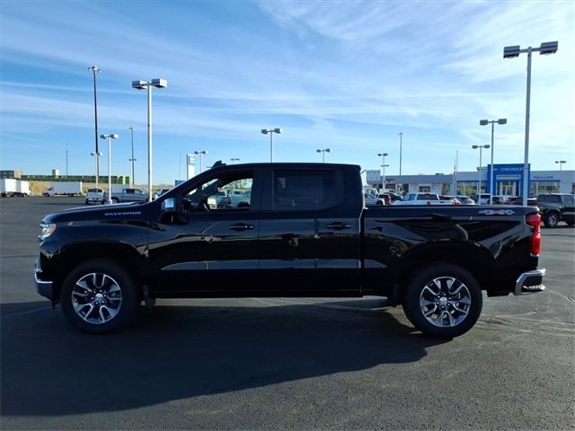 2026 Chevrolet Silverado 1500 LT photo 4