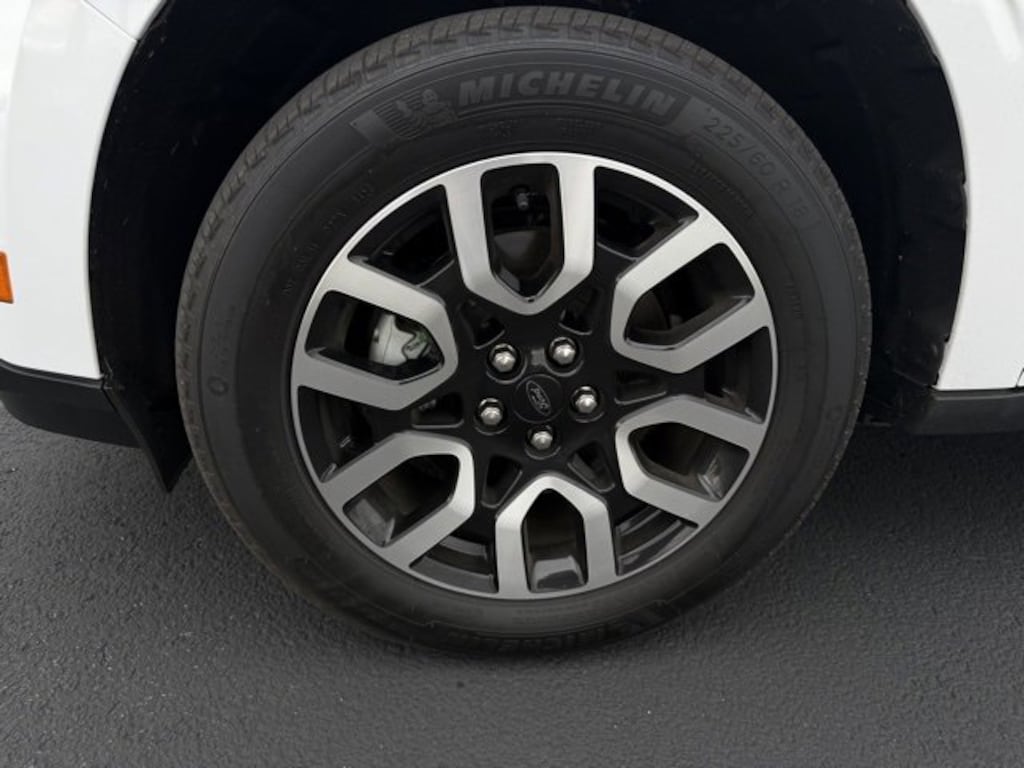 Used 2024 Ford Maverick Lariat Truck