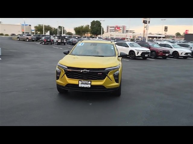 2024 Chevrolet Trax photo 3