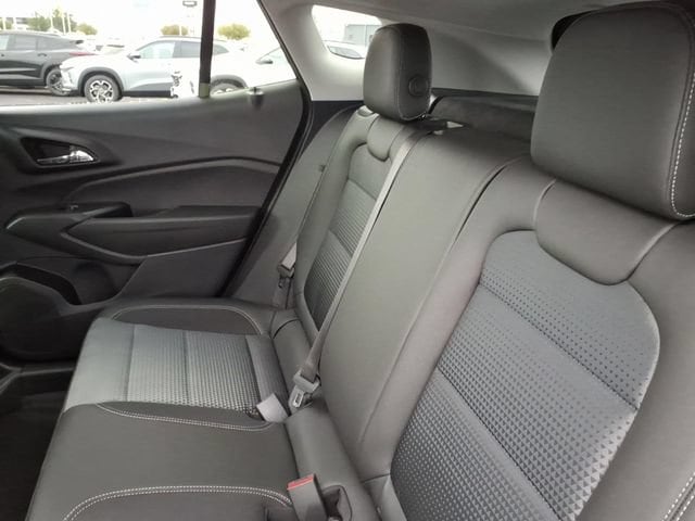 2026 Chevrolet Trax LT - Photo 13