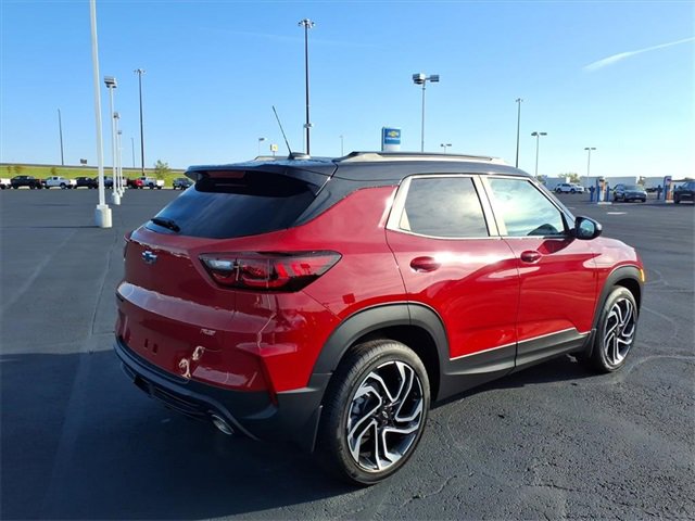 2026 Chevrolet Trailblazer RS photo 2