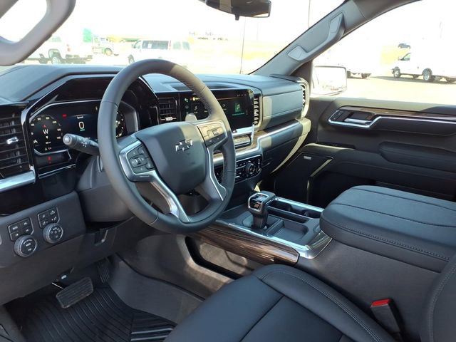 2026 Chevrolet Silverado 1500 LT Trail Boss - Photo 10