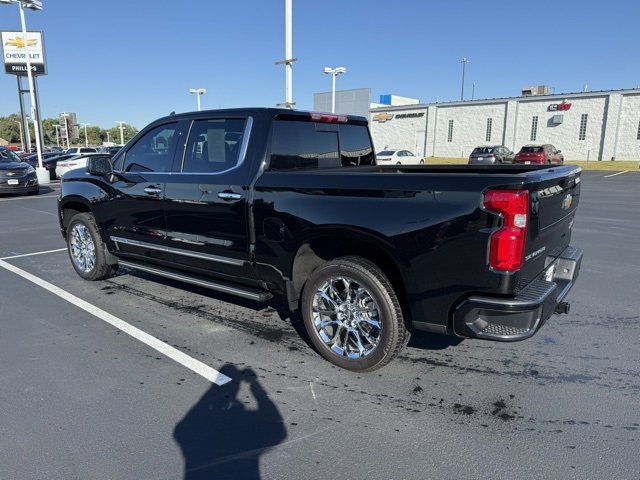 2024 Chevrolet Silverado 1500 High Country photo 4