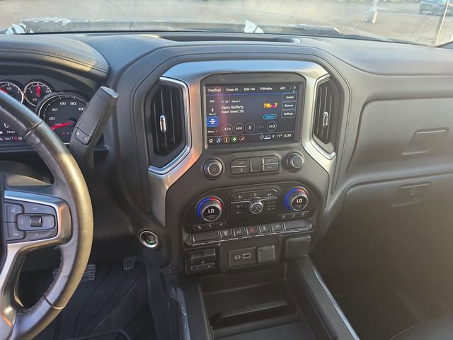 2021 Chevrolet Silverado 3500HD LTZ - Photo 19