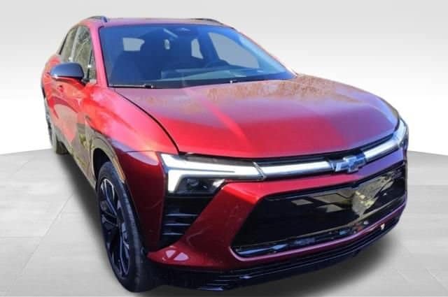 Used 2025 Chevrolet Blazer EV RS with VIN 3GNKDJRJ5SS108731 for sale in Bourbonnais, IL