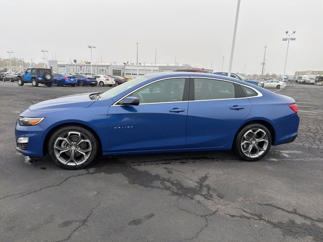 2023 Chevrolet Malibu 1LT photo 3