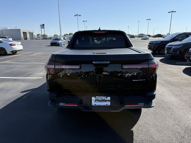 2022 Hyundai Santa Cruz Limited photo 2