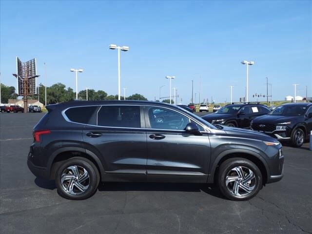 Used 2023 Hyundai Santa Fe SE with VIN 5NMS1DAJ7PH537477 for sale in Bourbonnais, IL