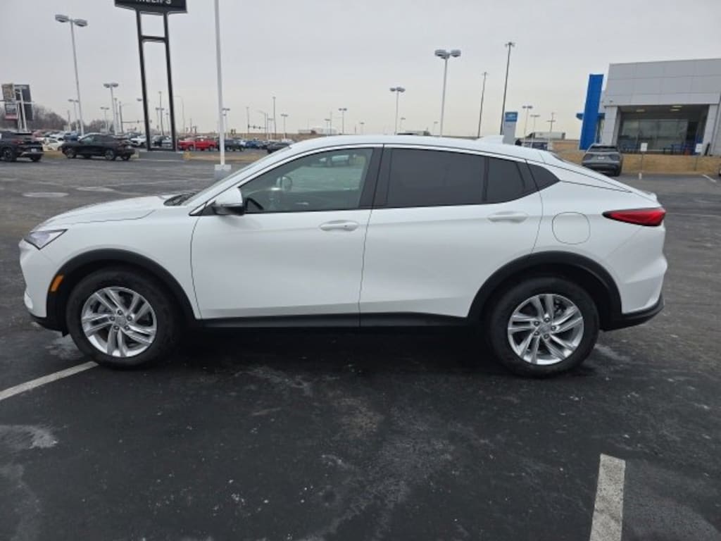 Used 2024 Buick Envista Preferred SUV