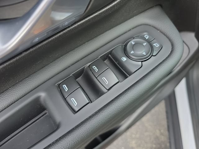 2024 GMC Terrain SLE - Photo 15