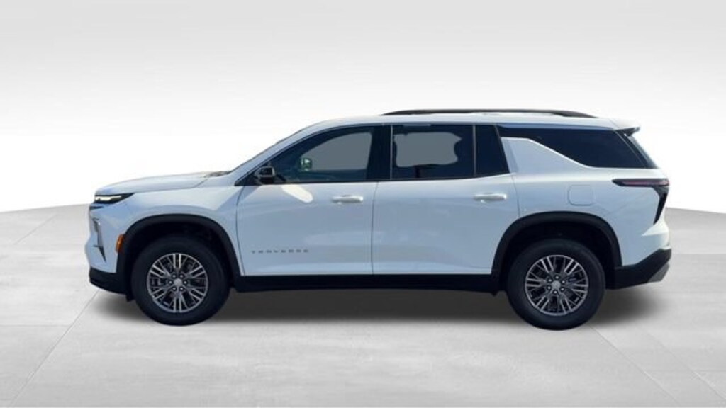 Used 2026 Chevrolet Traverse LT SUV