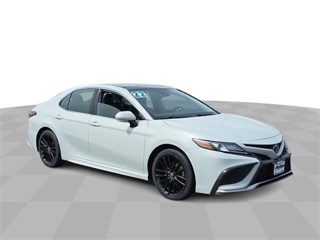 Used 2022 Toyota Camry XSE with VIN 4T1K61AK1NU499738 for sale in Bourbonnais, IL